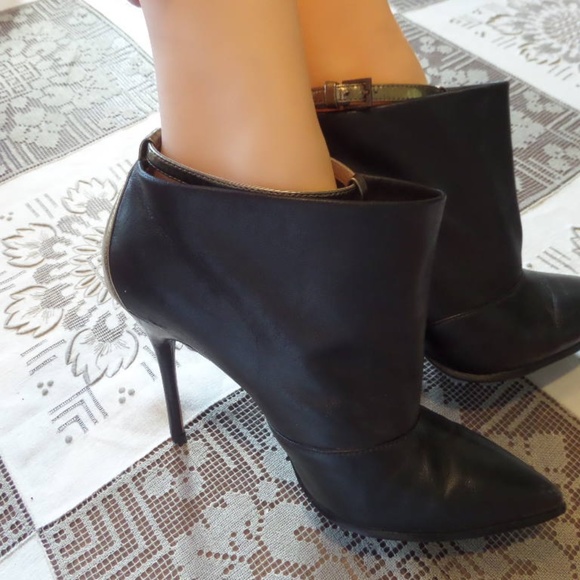 dkny black ankle boots